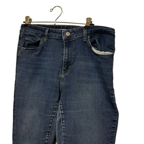 Levi’s Size 32 Classic Mid Rise Skinny Jeans - Picture 9 of 9